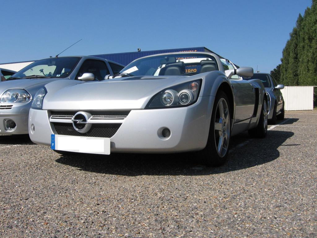 http://img44.xooimage.com/files/3/9/8/sortie-clio-rs-012eff-6695c2.jpg